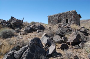Abandoned BLM shack deep in the middle of nofuckingwhere out in Gold Park.